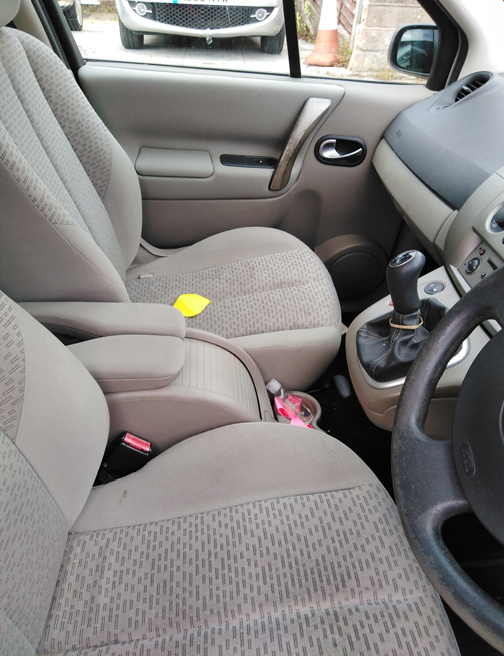 Interior front - Renault Scenic Megan Oasis 1.6L Petrol