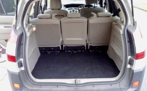 Boot (trunk) of Renault Scenic Year 2008