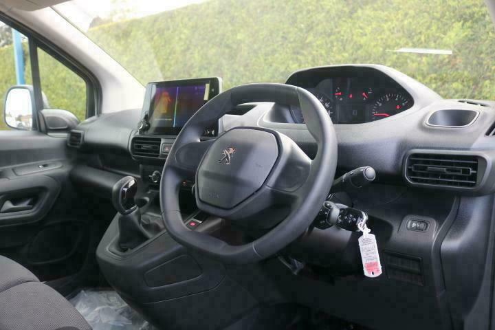 2019 Peugeot Partner 950 _dashboard