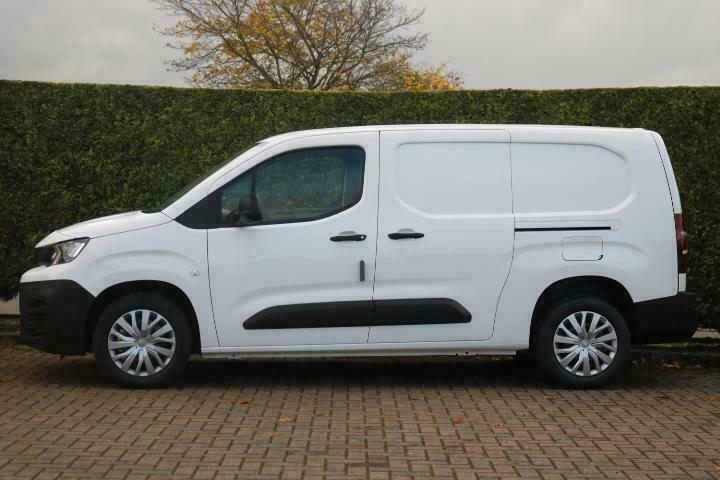 2019 Peugeot Partner 950 -side