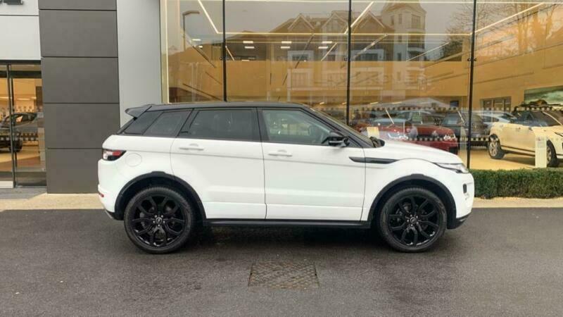 Grange Land Rover Welwyn - sideway