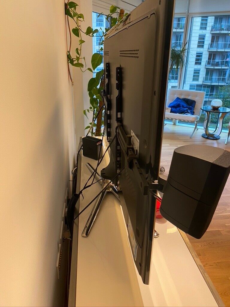 Home Cinema - the back side - speakers