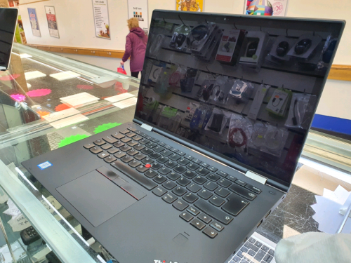 Laptop LENOVO x1 Yoga Gen 2 with Intel Core™ i7-7600U Processor