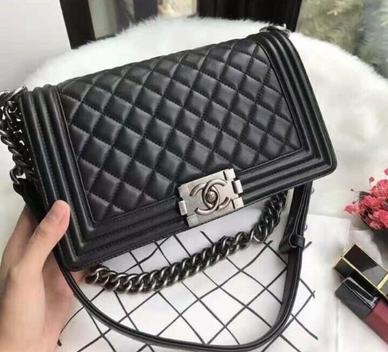 Real leather -Chanel Boy- handbag for sale only £150