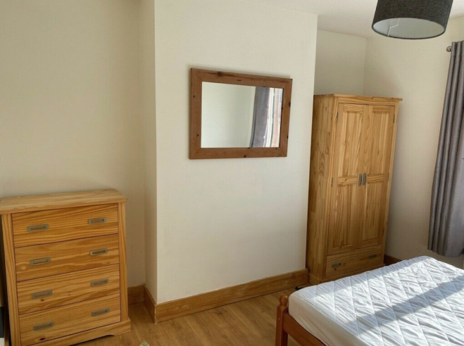 Large Fully Furnished Room in a lovely area, with off road parking£400.00 Per Month All Bills Included in Coventry 2