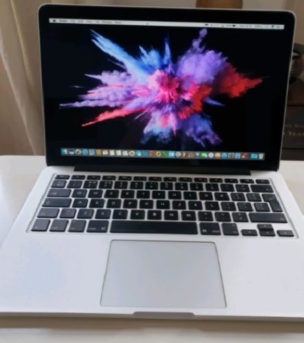 MacBook Pro 13-inch Retina Late 2013 8-256gb 2.4ghz New Apple Battery. Music Software. Logic